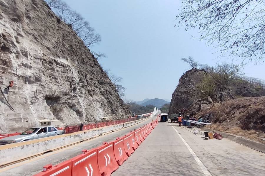 Estabilidad de taludes en la Autopista Cuernavaca–Acapulco